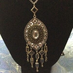 Bebe woman’s boho necklace antique gold